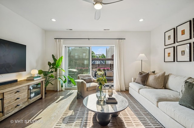 2743 N Ashland Ave Unit 2S, Chicago, IL 60614 - living room featuring baseboards, a ceiling fan, wood finished floors, and recessed lighting
