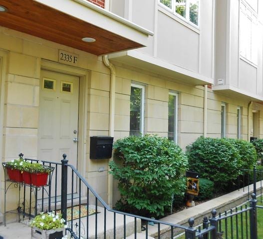 view of property entrance