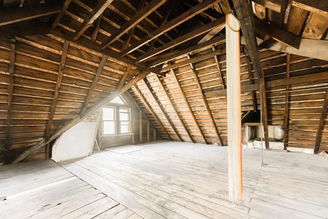 706 Washington Ave, Dixon, IL 61021 - view of unfinished attic