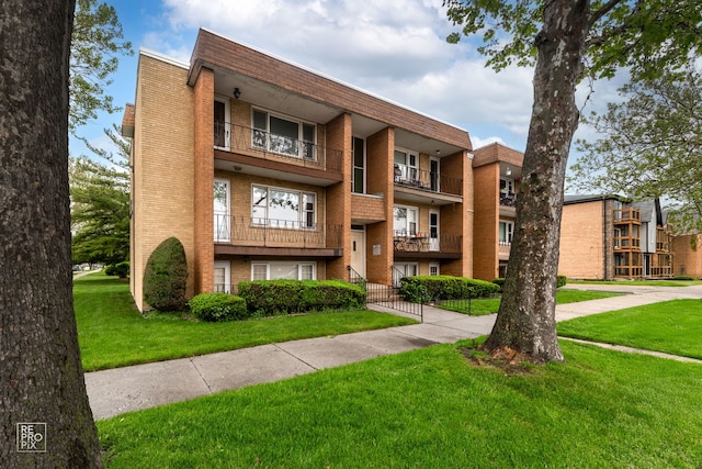 6758 W 64th Pl Unit 13, Chicago, IL 60638 - view of building exterior