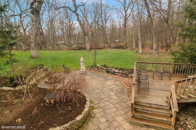 122 Ravine Ln, Barrington, IL 60010 - view of green lawn featuring a wooden deck