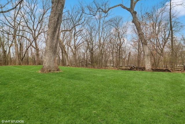 122 Ravine Ln, Barrington, IL 60010 - view of grassy yard