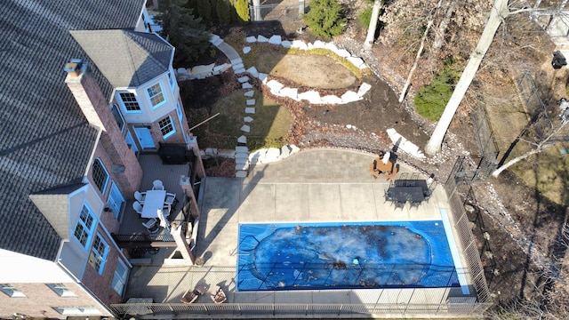 242 Hampshire Ct, New Lenox, IL 60451 - view of subject property with a pool