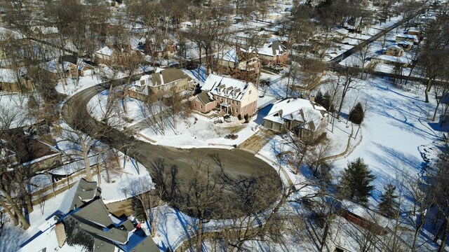 242 Hampshire Ct, New Lenox, IL 60451 - snowy aerial view with a residential view