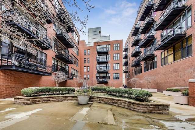 333 W Hubbard St Unit 704, Chicago, IL 60654 - view of apartment building / complex