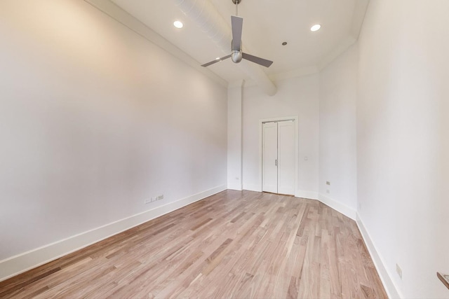333 W Hubbard St Unit 704, Chicago, IL 60654 - empty room featuring light wood-type flooring, ceiling fan, recessed lighting, and baseboards
