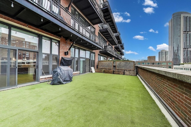333 W Hubbard St Unit 704, Chicago, IL 60654 - view of yard