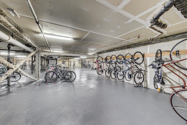 333 W Hubbard St Unit 704, Chicago, IL 60654 - view of garage