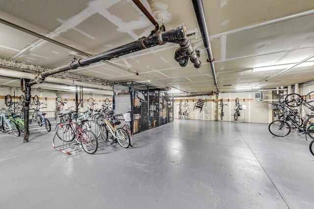 333 W Hubbard St Unit 704, Chicago, IL 60654 - view of garage