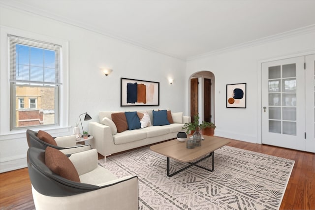 6205 N Oakley St Unit 3, Chicago, IL 60659 - living area with arched walkways, ornamental molding, and wood finished floors
