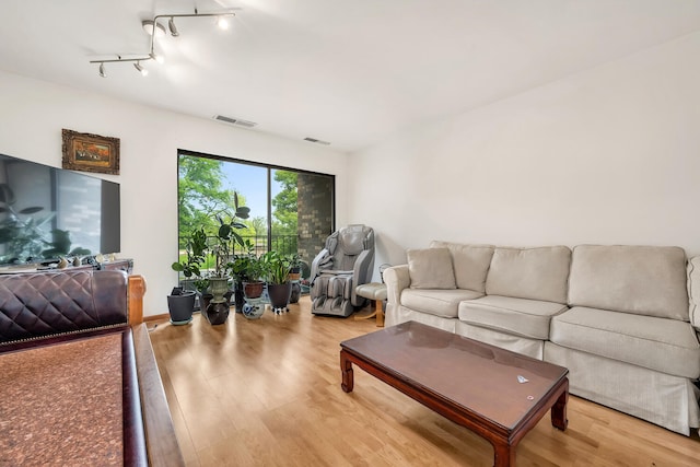 2005 Valencia Dr Unit 207D, Northbrook, IL 60062 - living room featuring light wood finished floors