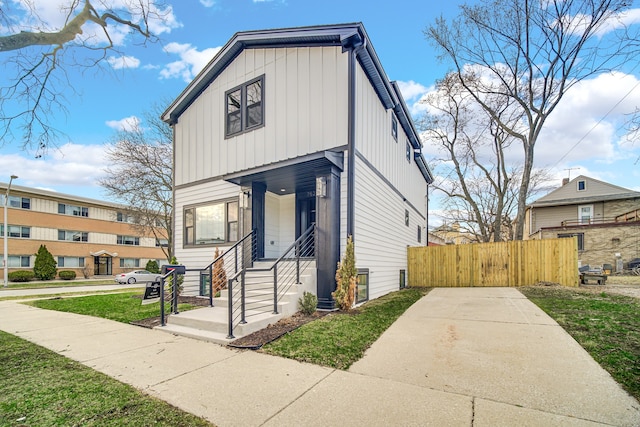 7523 Franklin St, Forest Park, IL 60130 - view of front of property with board and batten siding