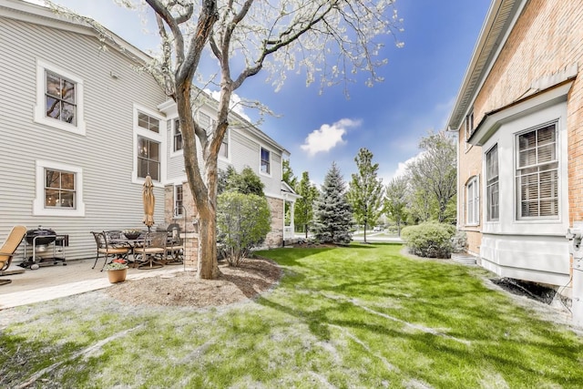 view of grassy yard