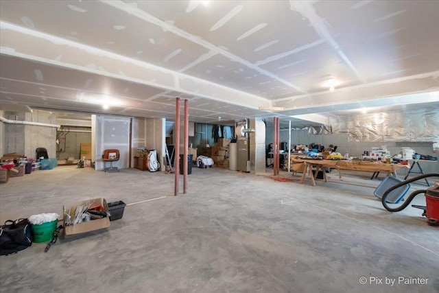 3879 Seigle Dr, Elgin, IL 60124 - unfinished below grade area with a workshop area