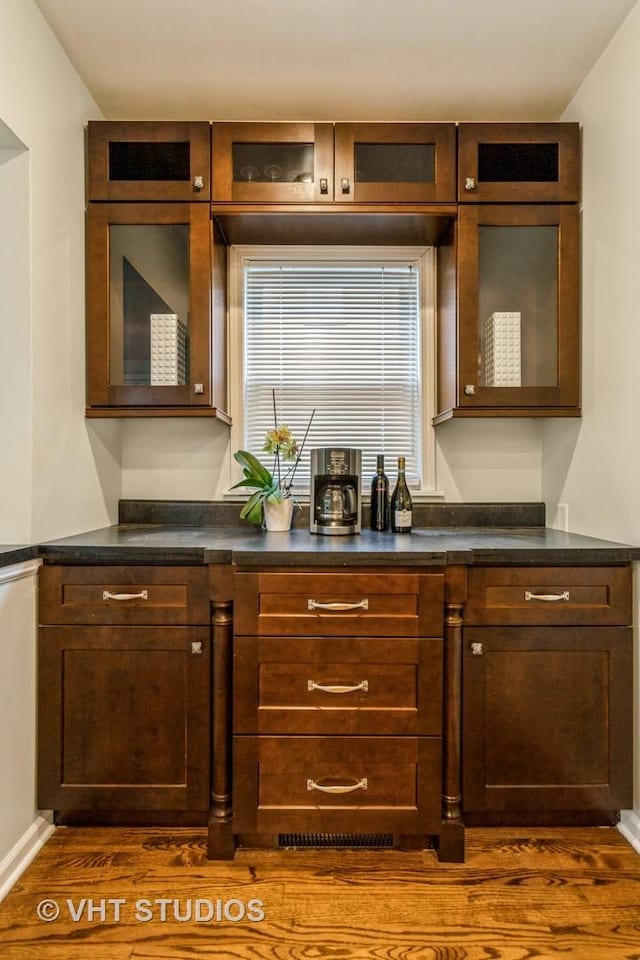 496 Longcommon Rd, Riverside, IL 60546 - bar featuring dark wood finished floors