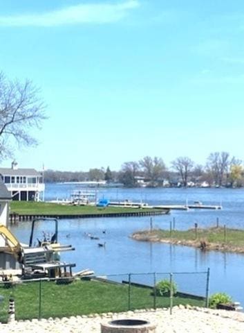 41551 N Lotus Ave, Antioch, IL 60002 - water view