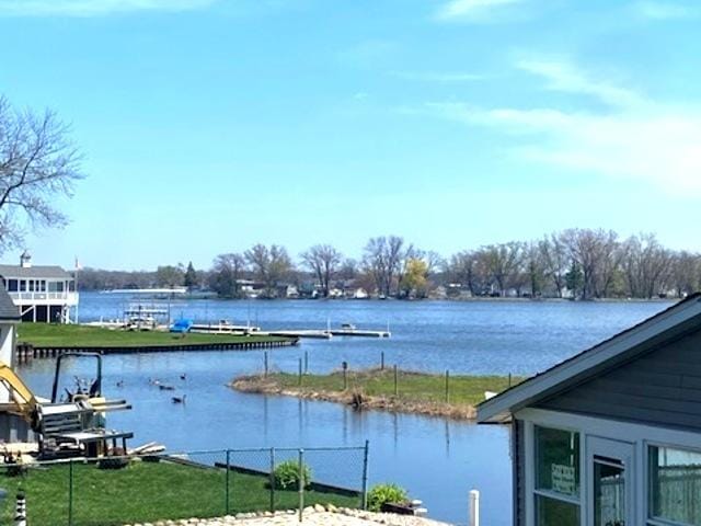 41551 N Lotus Ave, Antioch, IL 60002 - water view featuring fence