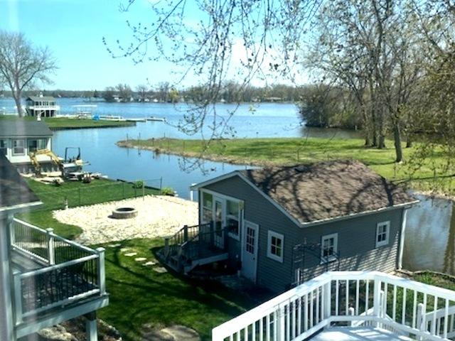 41551 N Lotus Ave, Antioch, IL 60002 - water view