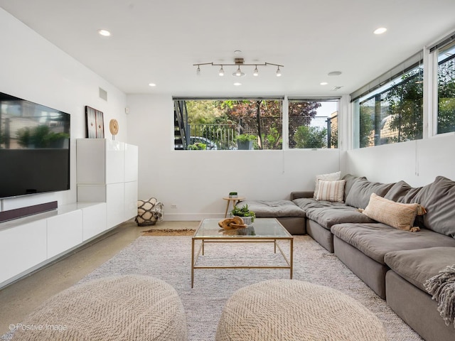 1729 W Potomac Ave, Chicago, IL 60622 - living room with recessed lighting