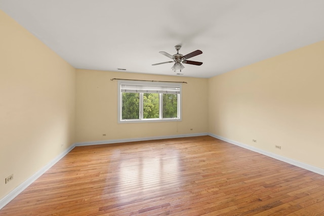 1161 Gavin Ct, Lake Forest, IL 60045 - empty room featuring light wood-type flooring and baseboards