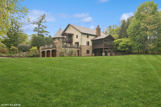 236 Steeplechase Rd, Barrington Hills, IL 60010 - view of green lawn with a sunroom and a balcony