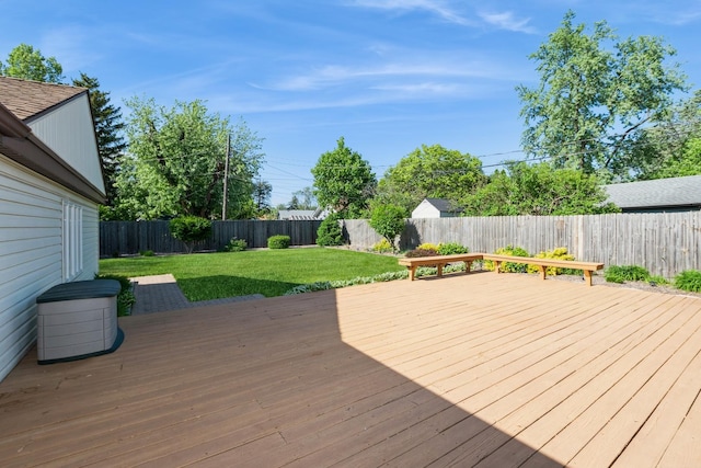 4904 Spring Rd, Oak Lawn, IL 60453 - deck with a fenced backyard