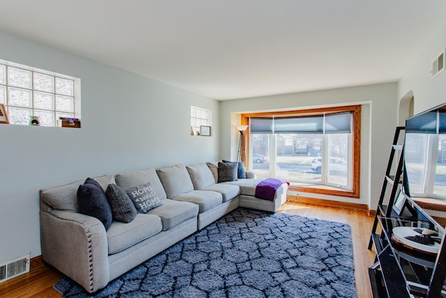 5236 N Mobile Ave, Chicago, IL 60630 - living area with wood finished floors