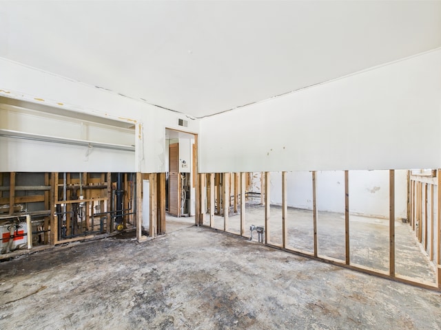 10033 Irving Park Rd Unit 1A, Schiller Park, IL 60176 - view of miscellaneous room
