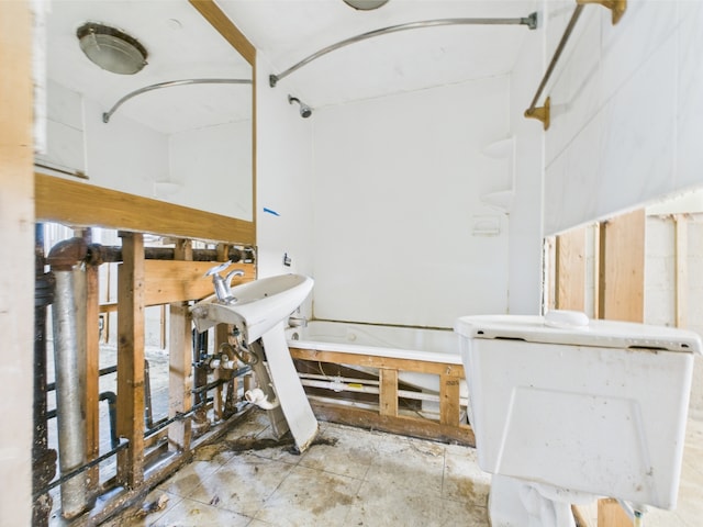 10033 Irving Park Rd Unit 1A, Schiller Park, IL 60176 - bathroom featuring shower / washtub combination