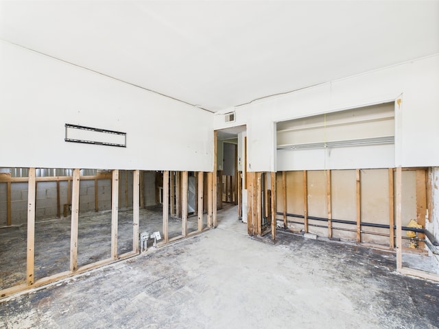 10033 Irving Park Rd Unit 1A, Schiller Park, IL 60176 - view of miscellaneous room