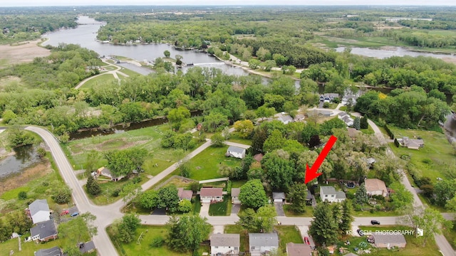 2810 Brentwood Ln, Mchenry, IL 60050 - aerial overview of property's location with a large body of water and nearby suburban area