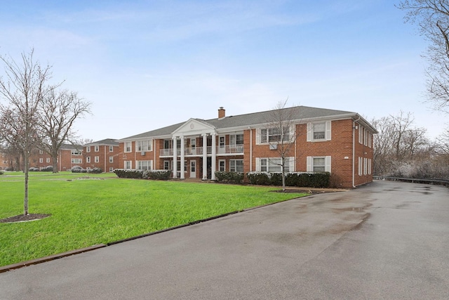2000 Parkside Dr Unit B2, Park Ridge, IL 60068 - view of building exterior featuring asphalt driveway