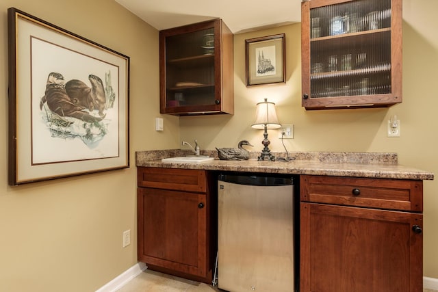 5344 River Run Parkway, Belvidere, IL 61008 - indoor wet bar featuring refrigerator and baseboards