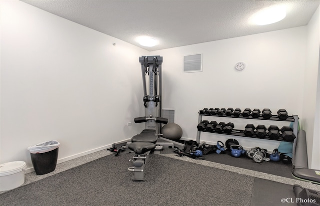 1580 Sherman Ave Unit 1005, Evanston, IL 60201 - workout room featuring baseboards