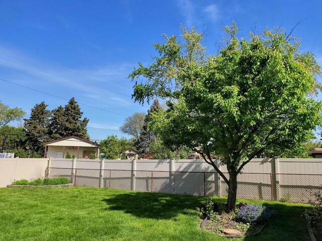 2448 Hawthorne Ave, Westchester, IL 60154 - photo 23
