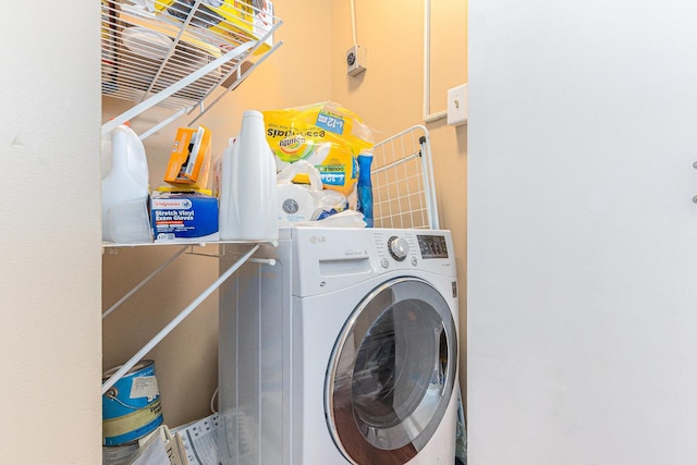 laundry area featuring washer / clothes dryer