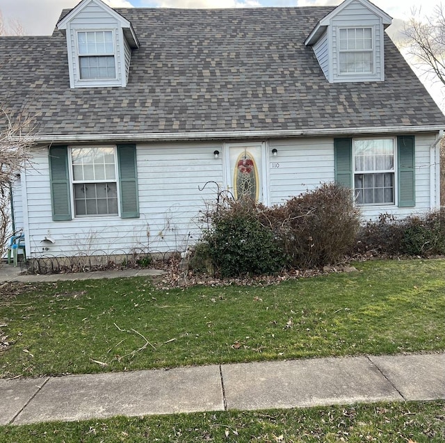 110 W Wayne Dr, Catlin, IL 61817 - cape cod home with a front lawn and roof with shingles