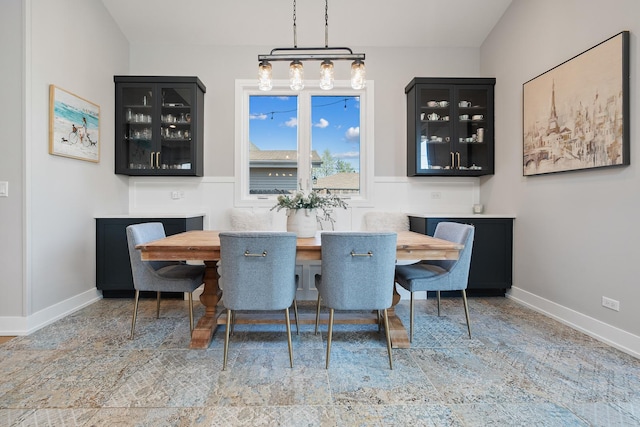 7929 N Octavia Ave, Niles, IL 60714 - dining room with baseboards