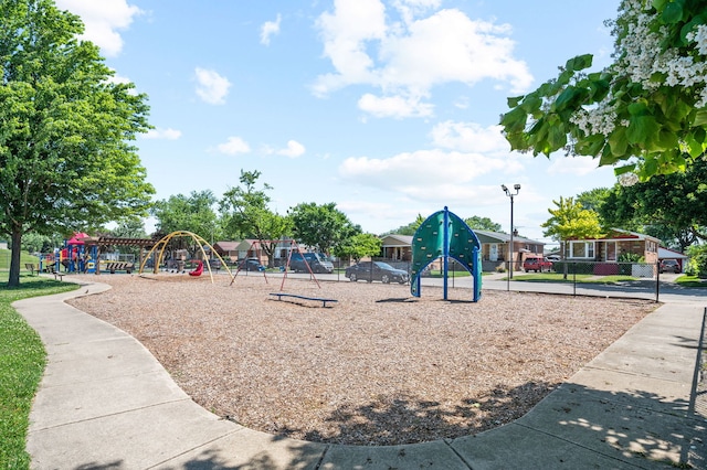 8941 S Albany Ave, Evergreen Park, IL 60805 - view of community play area