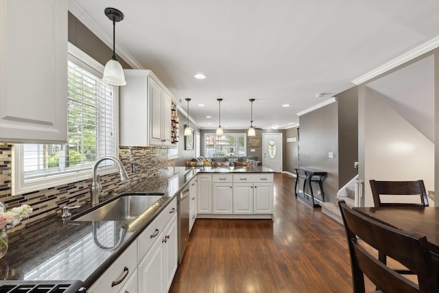 450 N Harvard Ave, Villa Park, IL 60181 - photo 2