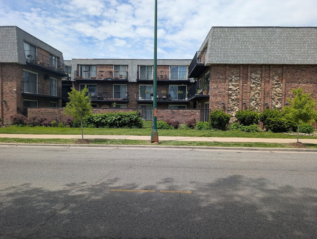 3746 N Central Ave Unit 1H, Chicago, IL 60634 - view of building exterior