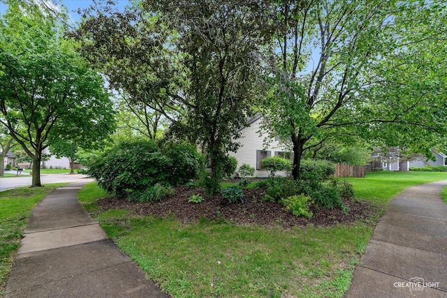 1070 Hobble Bush Ln, Elgin, IL 60120 - view of property exterior with a yard