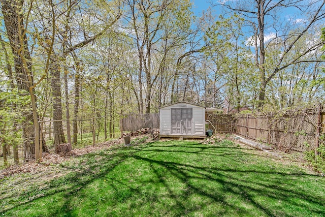 32381 N Forest Dr, Grayslake, IL 60030 - view of yard with a storage shed and an outdoor structure