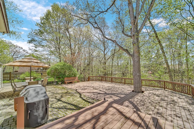 32381 N Forest Dr, Grayslake, IL 60030 - deck with fence