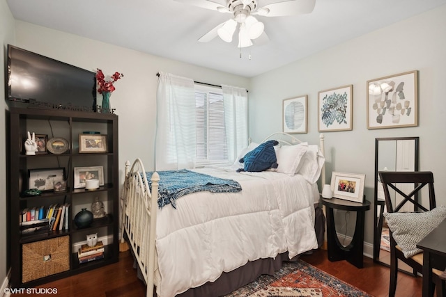 229 Concord Ln Unit 229, Carol Stream, IL 60188 - bedroom featuring wood finished floors, ceiling fan, and baseboards