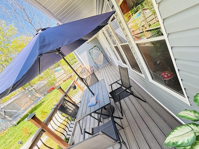 321 Lewis Ave, Wauconda, IL 60084 - view of wooden terrace