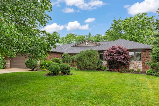 608 61st St, Lisle, IL 60532 - view of front facade featuring concrete driveway, a front lawn, and roof with shingles
