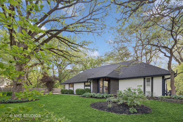 S070 River Ln, Winfield, IL 60190 - view of front of property with roof with shingles