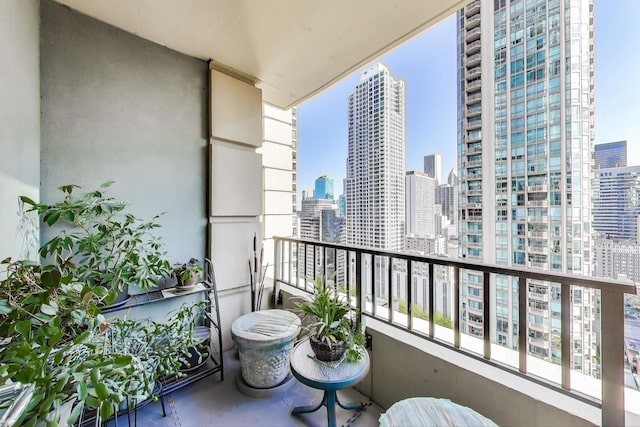 25 E Superior St Unit 2501, Chicago, IL 60611 - balcony with a view of skyline