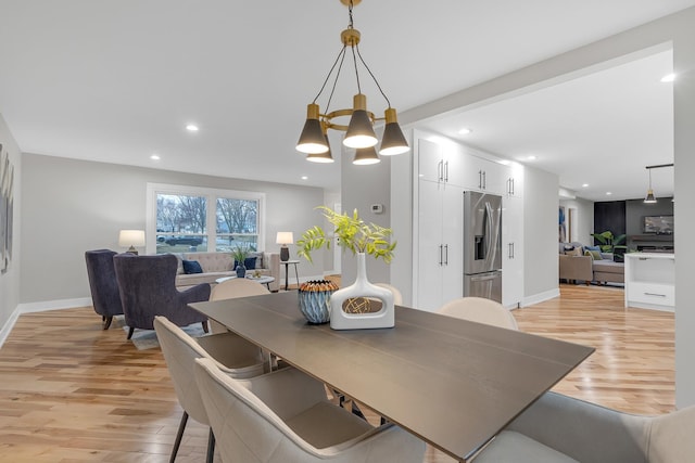 274 University Dr, Buffalo Grove, IL 60089 - dining area featuring light wood-type flooring, recessed lighting, a chandelier, and baseboards